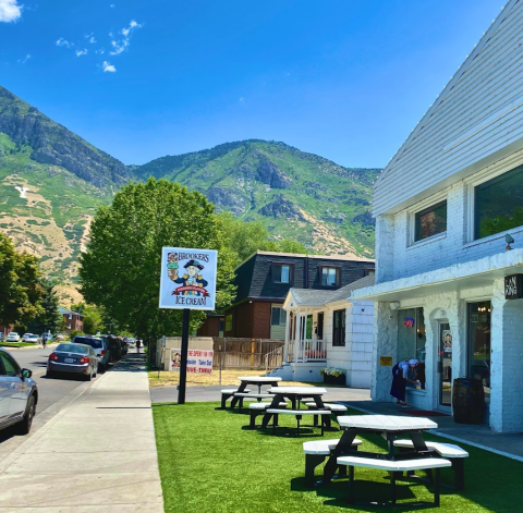 The Menu Items At This Utah Ice Cream Shop Are Named After American History, And The Food Is Revolutionary