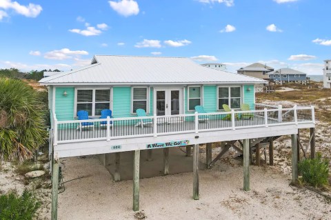 Sleep Along The Coast At This Wondrous Beach Cottage In Alabama