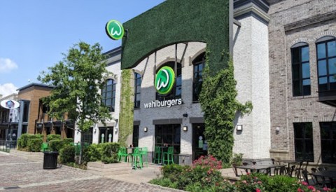 The Celebrity-Owned Wahlburgers Is One Of The Best Places To Grab A Burger In South Carolina