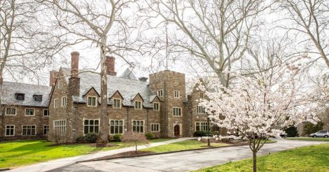 Almost Nobody Knows That Parts Of The Iconic Movie Dead Poets Society Were Filmed At This Tiny Delaware Boarding School