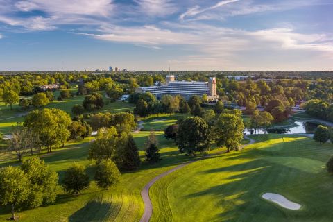 Surrounded By Horse Country, This All-Inclusive Resort In Kentucky Is The Getaway You Deserve