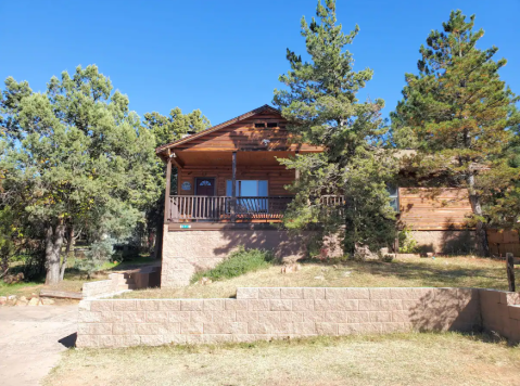 This Hidden Cabin In Arizona Is Full Of Charm And Perfect For An Escape Into Nature