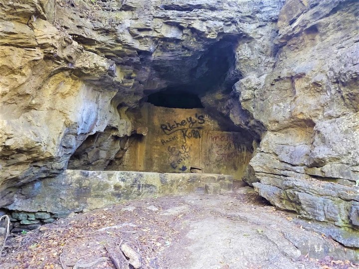 natural canyon in Arkansas