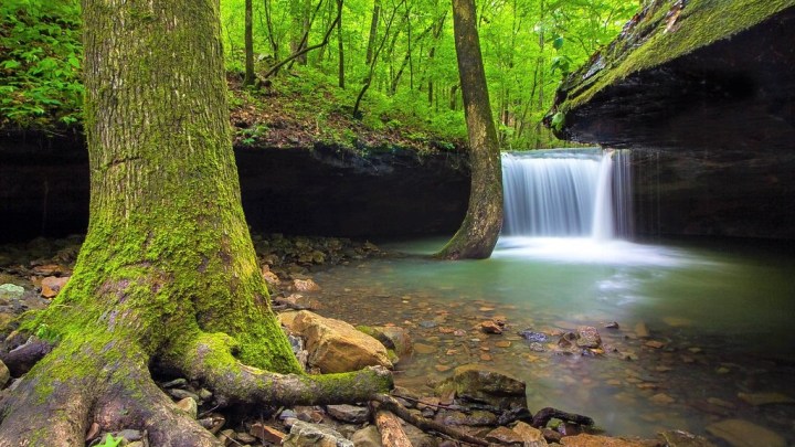 Short Grotto Falls