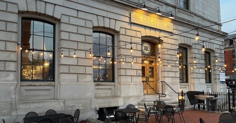 You'd Never Guess Some Of The Best Food And Drink In New Hampshire Is Hiding In This Bookstore