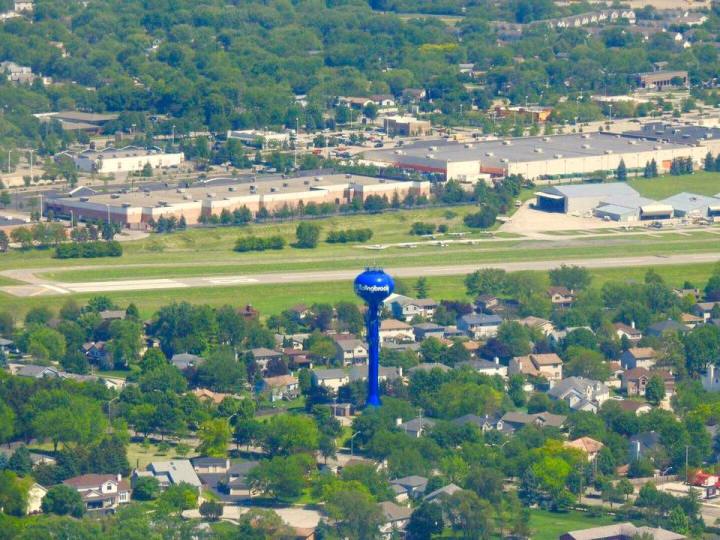 airplane-themed adventure in Illinois