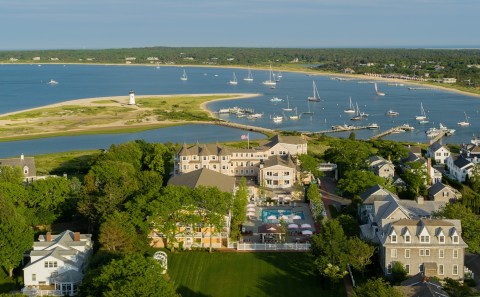 Surrounded By Water, This All-Inclusive Resort In Massachusetts Is The Getaway You Deserve