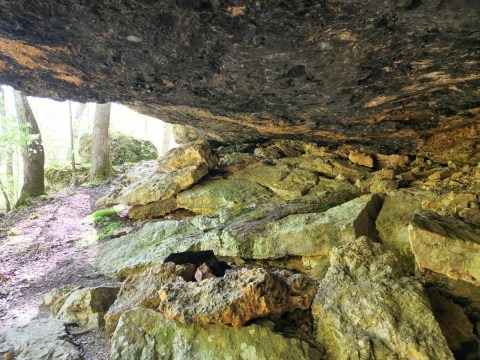 Perhaps The State's Best Hidden Treasure, Hardly Anyone Knows This Incredible Shelter Cave Exists In Missouri