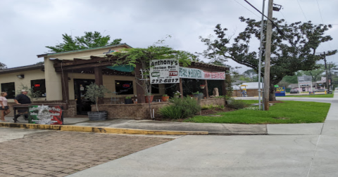 You'd Never Guess Some Of The Best Italian Food In Louisiana Is Hiding In This Building