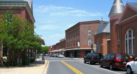 There Are 4 Renowned Seafood Spots In The Small Town Of Berlin, Maryland