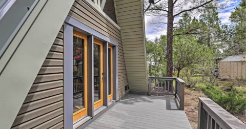 Soak In A Hot Tub Surrounded By Trees At This Epic Cabin In Arizona