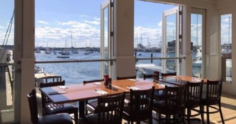 These 9 Restaurants In Rhode Island Have The Best Window Views In The State