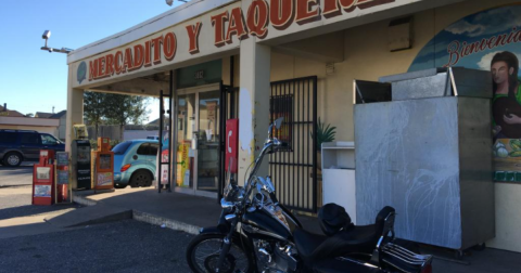 On Your Way To The Beach, Enjoy A Meal At This Hidden Gem Taqueria In Texas