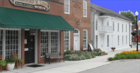 With Hundreds Of Fascinating Medical Artifacts, This Small Town Museum In Georgia Is A True Hidden Gem