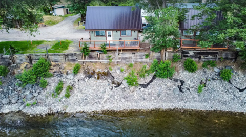 Sleep Along The Salmon River At This Wondrous Cabin In Idaho