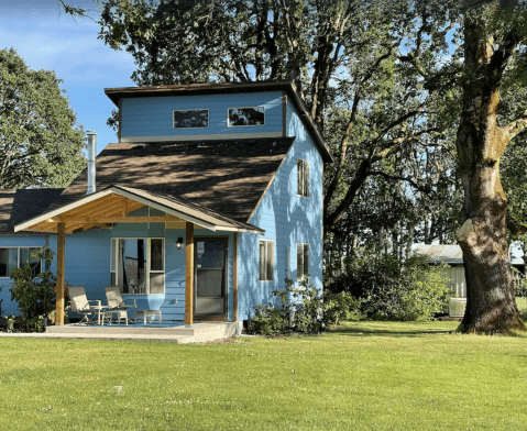 There's A Vacation Rental Hidden On An Alpaca Farm In Oregon That Feels Like Heaven