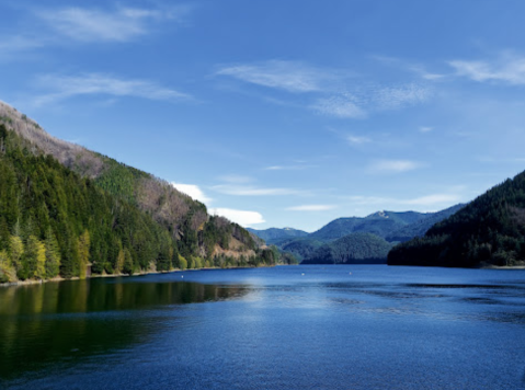 Few People Know There's A Beautiful State Recreation Area Hiding In This Tiny Oregon Town