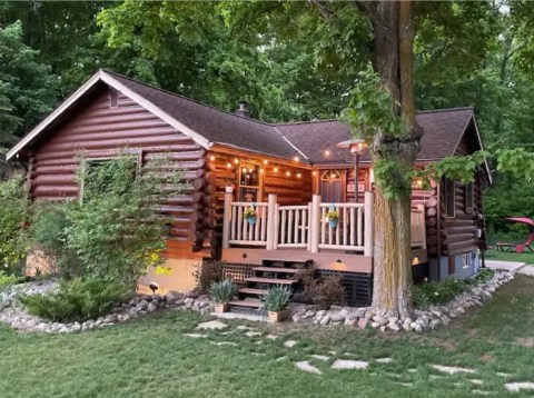 Soak In A Hot Tub And Enjoy A Campfire At This Cozy Log Cabin In Michigan