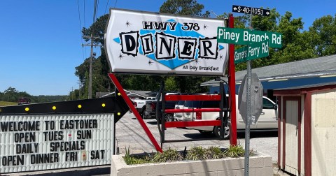 You’ll Find Some Of The Best Breakfast All Day At This Hole-In-The-Wall Roadside Diner In South Carolina