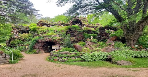 Rudolph Grotto Is The Hidden Garden In Wisconsin That Almost No One Knows About