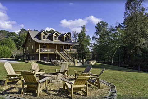 This Stupendous Alabama Cabin Is Beyond Your Wildest Dreams