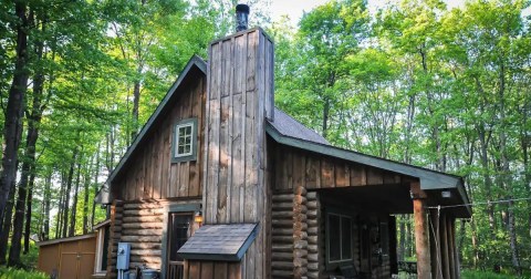 Enjoy A Lakeside Glamping Adventure In The Mountains At This Maryland Hideaway