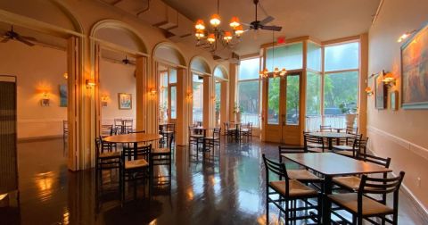 The Largest Restaurant In North Carolina Has 5 Dining Rooms And An Unforgettable Menu