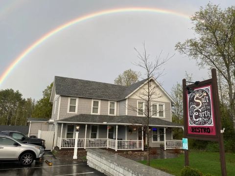 You'd Never Guess Some Of The Best Food In New York Is Hiding In A House In Lake Placid