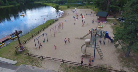 The One Pristine Inland Beach In New York That Will Make You Swear You're On The Coast