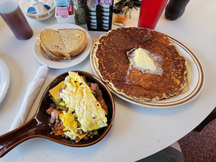 hole-in-the-wall restaurant in michigan