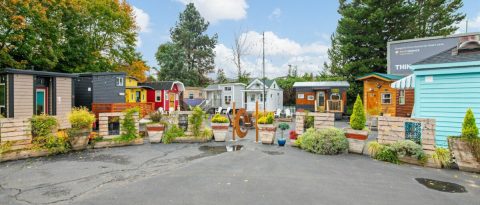 This Wonderful Tiny Home Hotel Is In Oregon And It's A Bucket List Must