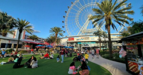 With A Carousel And Cafe, This Unique Park In Florida Is Perfect For A Family Day Trip