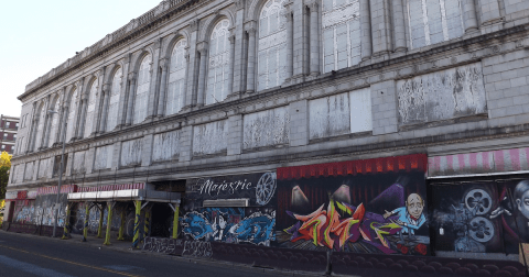 The Abandoned Theater In Connecticut With Ties To An Infamous Bootlegger