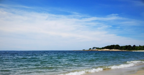 The Small Town Along A River In Connecticut That's An Idyllic Summer Day Trip