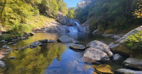 This Hidden Swimming Hole With A Waterfall In North Carolina Is A Stellar Summer Adventure