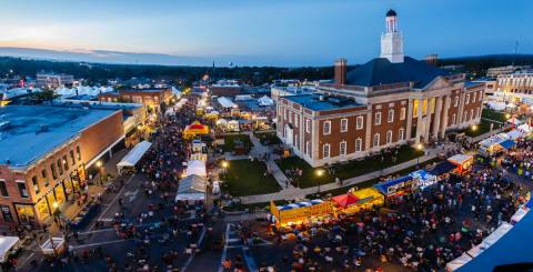 This SantaCaliGon Festival In Missouri Has Been Going Strong Since 1977