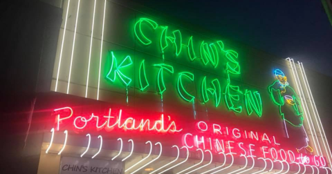 You Can Still Order Delicious American Chinese Dishes At This Old School Eatery In Oregon