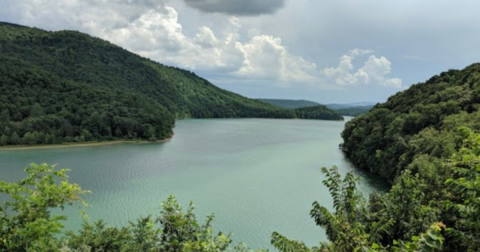 The Rural Virginia Lake Is The Perfect Place To Make A Splash This Summer