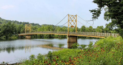 Most People Don't Know There's A Little Golden Gate Bridge In Arkansas