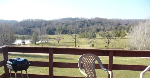 With A Golf Course, A Pool, And A Cave, This RV Campground In Kentucky Is A Dream Come True