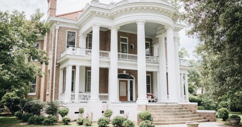 A Stay At The 1912 Bed And Breakfast In South Carolina Feels Like A Step Back In Time