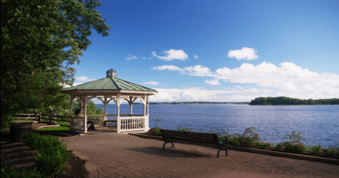 The Maryland Park With An Overlook, Trails, An Ice Rink, And A Dog Beach You Just Can't Beat