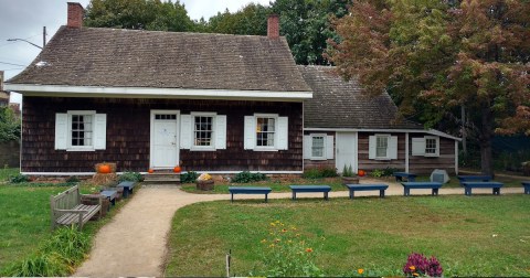 The Oldest Building In New York Was Built Around 1652 And Is Now A Museum