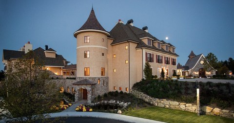 A Hidden Paradise In Massachusetts, This Luxury Spa In Plymouth Has Private Waterfalls And Monet-Inspired Ponds