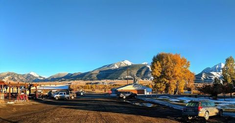 Feast On Scrumptious Montana BBQ That Has Won Tons Of Awards