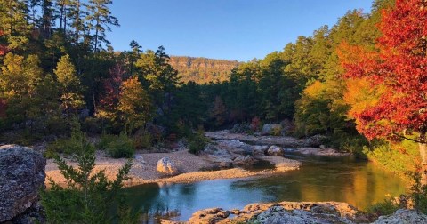 The Charming Small Town in Arkansas That's Perfect For A Fall Day Trip