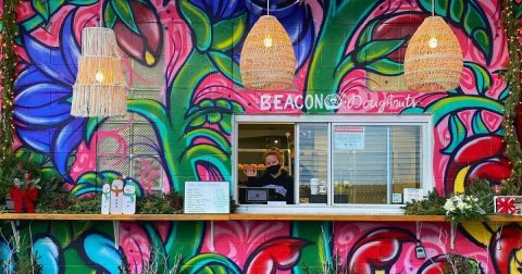 This Secret Illinois Doughnut Shop Is Hidden In An Alley And Covered In Murals