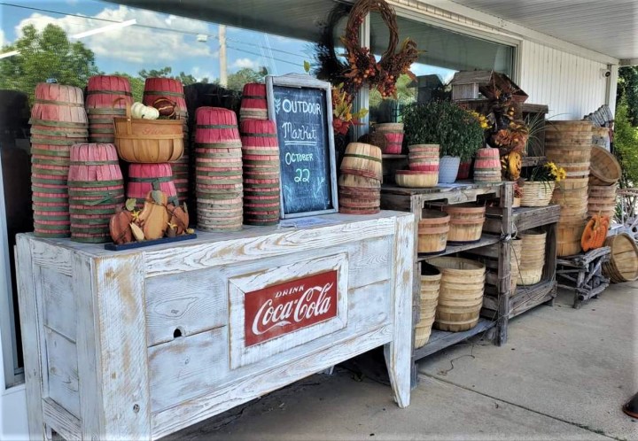 outdoor flea markets in Arkansas