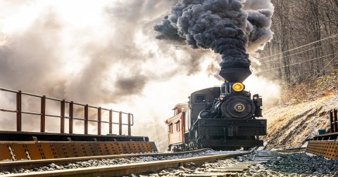 The Train Ride Through The West Virginia Countryside That Shows Off Fall Foliage