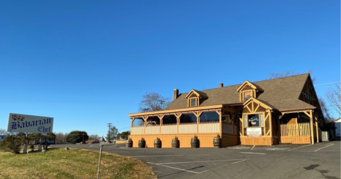 You'll Be Transported To A German Village At This Top-Rated Restaurant In Virginia